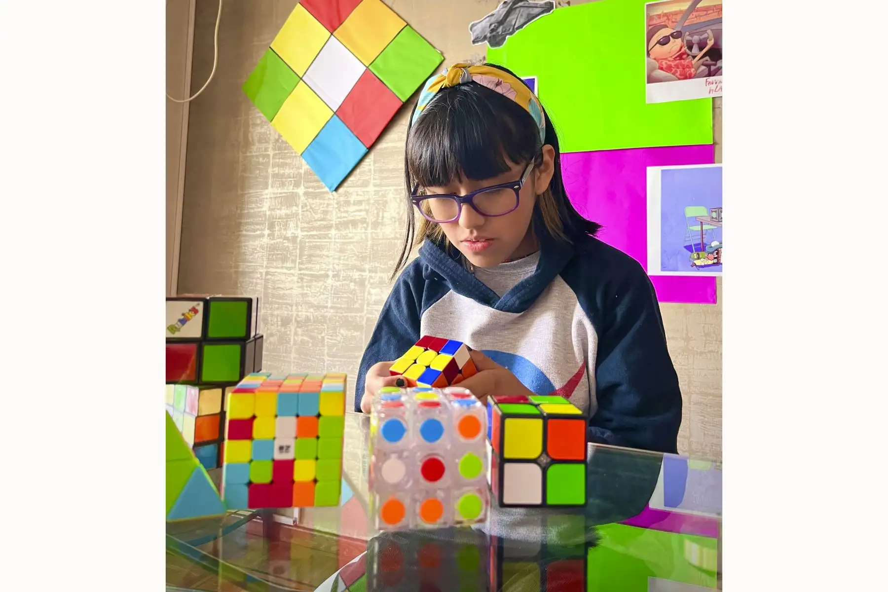 La carismática niña arequipeña de 12 años, Mileva Leonor Huaraca Llica, difunde ciencia en sus redes sociales Mivi Space, donde ya ha impactando a sus más de 140 mil seguidores con sus creativos y entretenidos videos. Foto: @mivispace