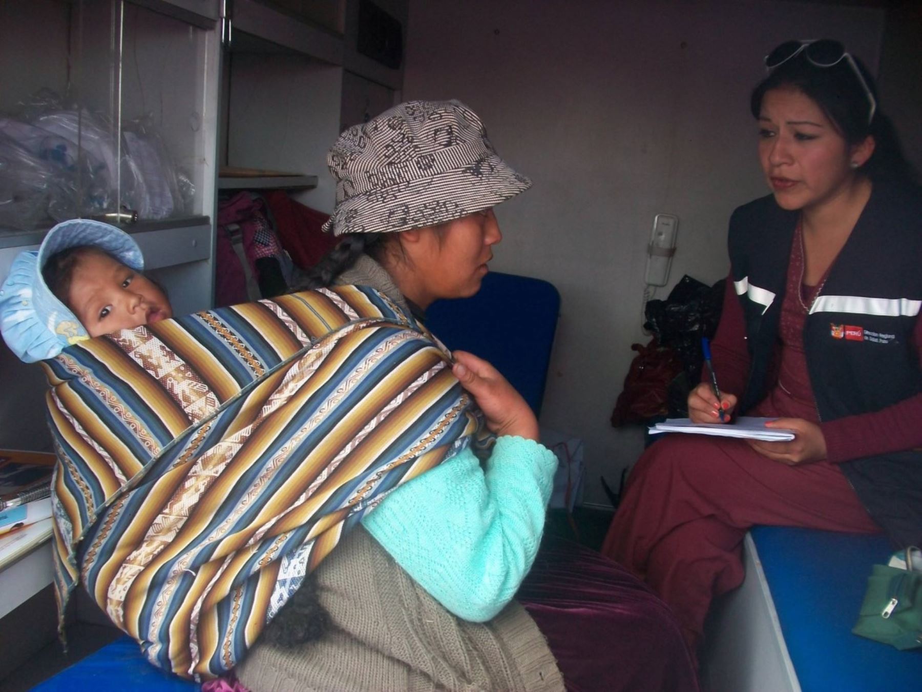 Autoridades de Salud de Puno advierten del incremento de infecciones respiratorias agudas en niños menores de 10 años de esa región. Foto: Juan Humberto Ccopa