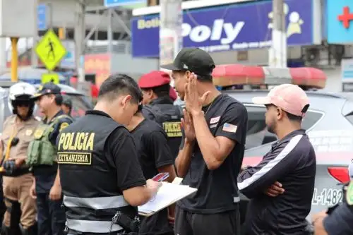 El Sr. comandante general PNP, Jorge Angulo, supervisó el operativo de control de identidad de extranjeros que se ejecutó en el distrito de San Juan de Lurigancho. Foto: ANDINA/Difusión