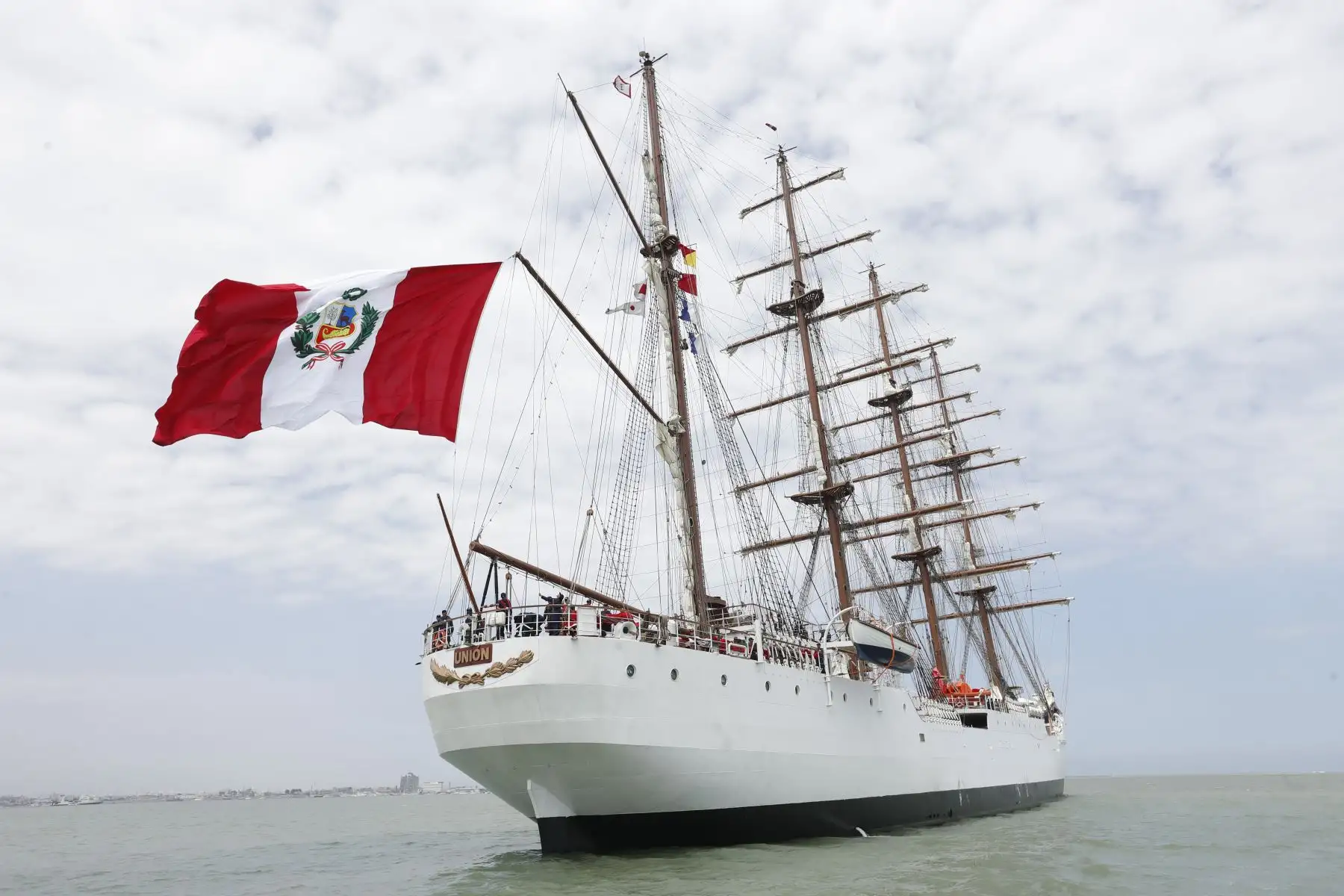 El Buque Escuela a Vela B.A.P. “Unión” está próximo a zarpar a un viaje intercontinental cuya finalidad es dar la vuelta al mundo por mar. La fecha programada para la partida es el 16 de junio de 2023. Foto: ANDINA/Daniel Bracamonte