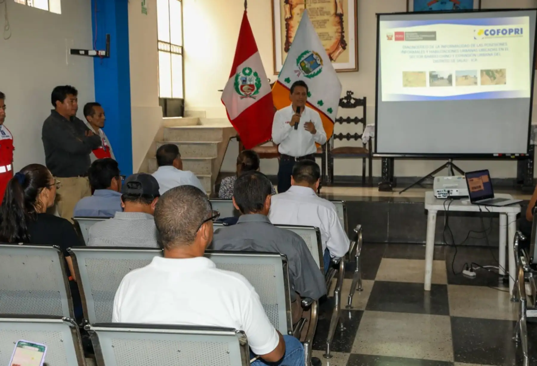 Cofopri presentó en Ica el estudio Diagnóstico de la informalidad en el Barrio Chino y Expansión Urbana, sectores ubicados en el distrito de Salas-Guadalupe. ANDINA/Difusión