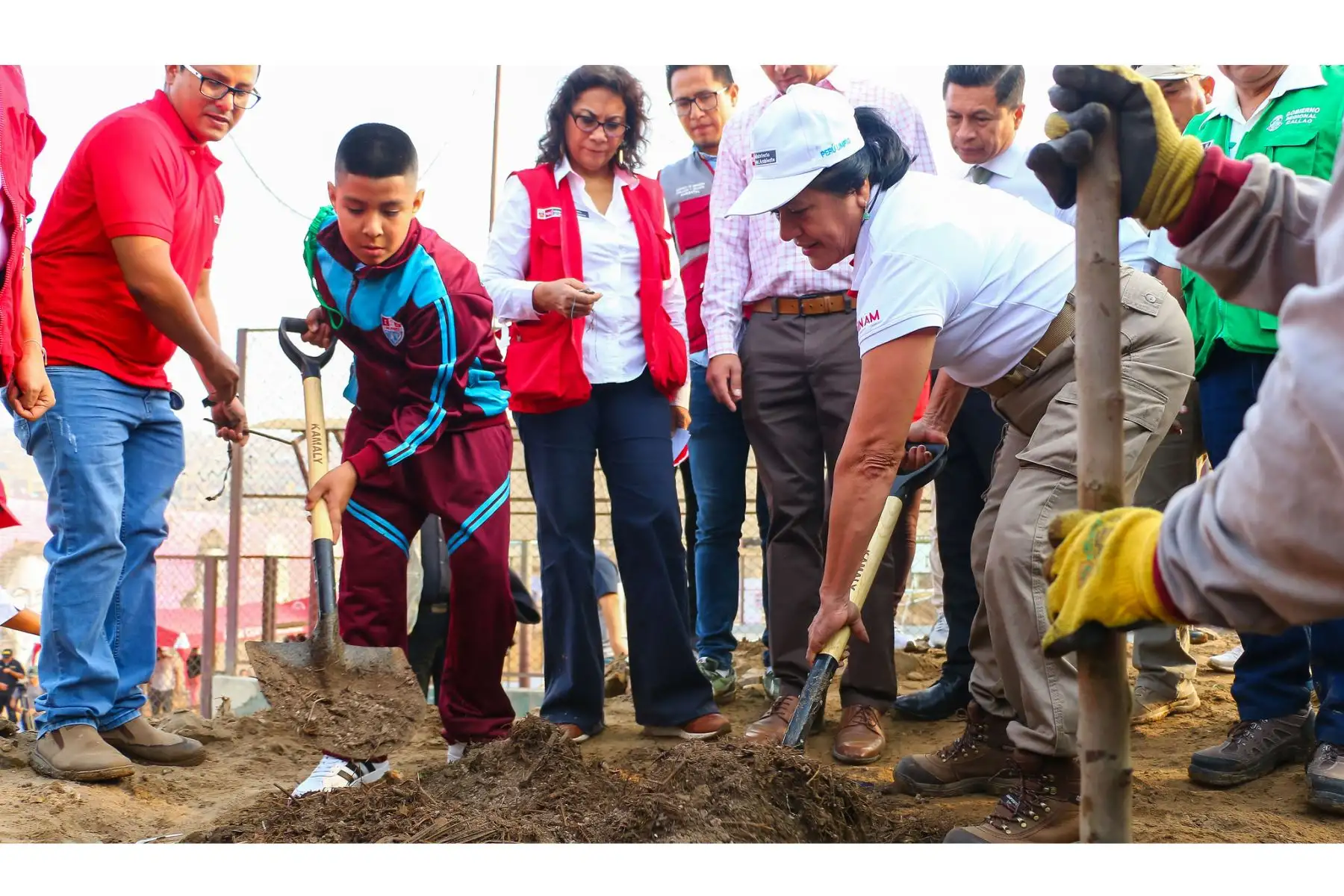 Hoy, viernes 21 de abril, se inició la Gran Cruzada Verde Nacional en Mi Perú y el Callao, donde se plantarán 1000 árboles, en el marco del Día Internacional de la Madre Tierra. Foto: ANDINA/Ministerio del Ambiente