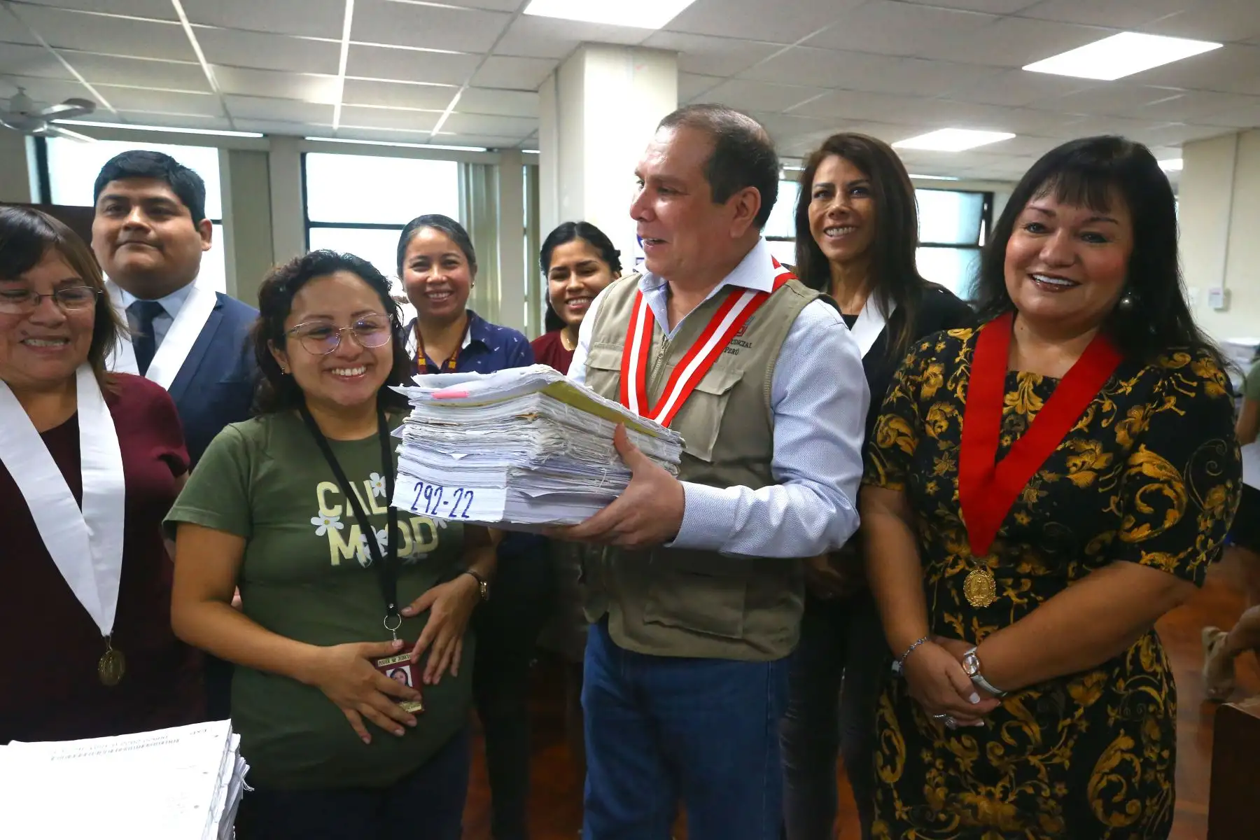 Presidente del Poder Judicial, Javier Arévalo Vela, supervisa realización de la Segunda Maratón Judicial Voluntaria 2023 de la Corte de Lima, actividad promovida para reducir carga procesal. Lugar: Sede Javier Alzamora, en Cercado.

Foto: ANDINA/Eddy Ramos