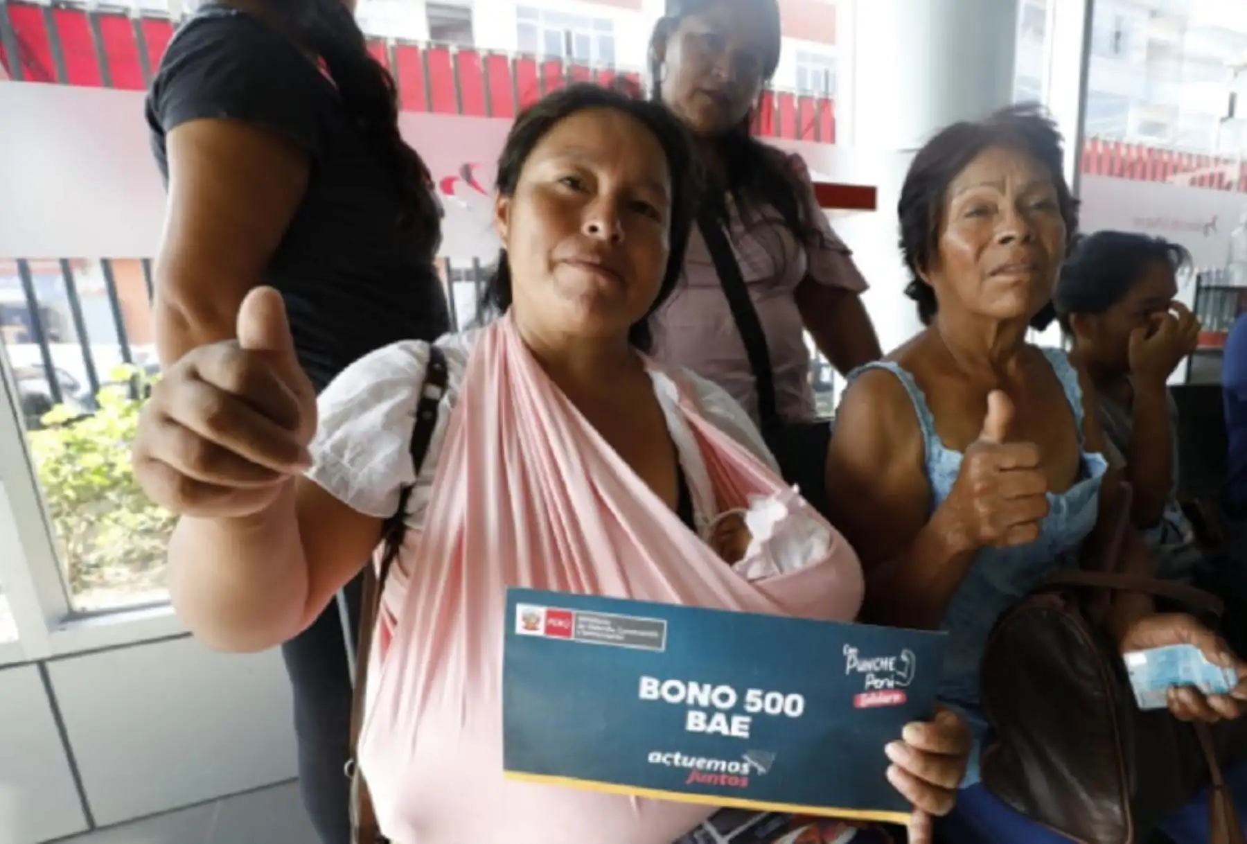 El Ministerio de Vivienda, Construcción y Saneamiento (MVCS) aprobó dos nuevas convocatorias para otorgar el Bono de Arrendamiento de Vivienda para Emergencias (BAE) a 191 potenciales beneficiarios de Lambayeque y Piura, que perdieron sus casas a causa de las fuertes lluvias que afectaron esas regiones. Foto: ANDINA/difusión.