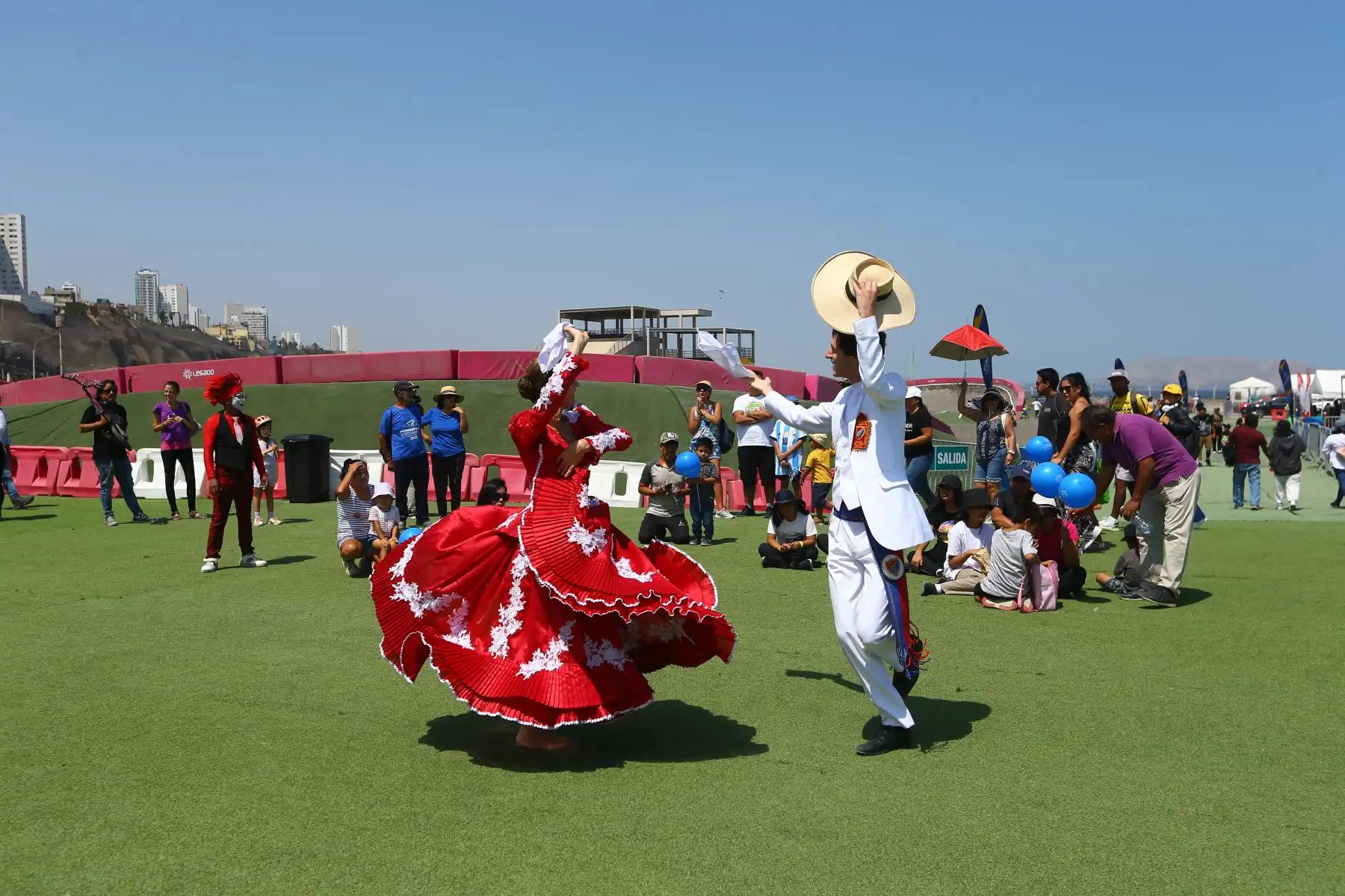 Legado abre nuevamente sus puertas a la comunidad, con el FestiLegado que regresa a la sede Legado Costa Verde, en San Miguel. Se trata de un festival deportivo y recreativo gratuito para toda la familia.

Foto: ANDINA/Eddy Ramos