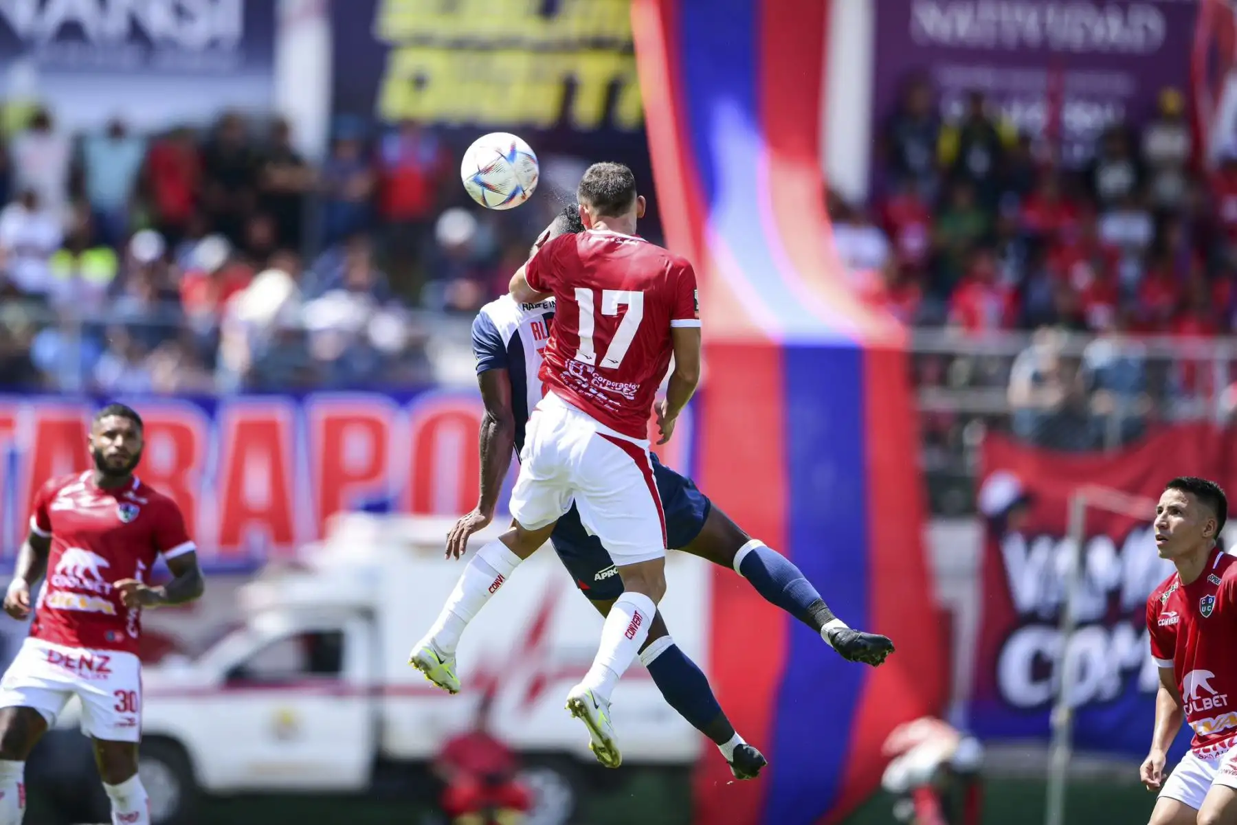 Alianza Lima ganó 3-1 a Unión Comercio por el Torneo Apertura en un disputado por la fecha 13 del Torneo Apertura de la Liga 1 2023. Este duelo se realizó en el estadio Municipal Carlos Vidaurre, de la ciudad de Tarapoto.
Foto: Liga 1