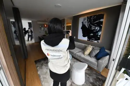 Indecopi investiga a 5 inmobiliarias por la venta de viviendas publicitadas como seguras ante inundaciones y que luego resultaron afectadas por las lluvias. Foto: Cortesía.