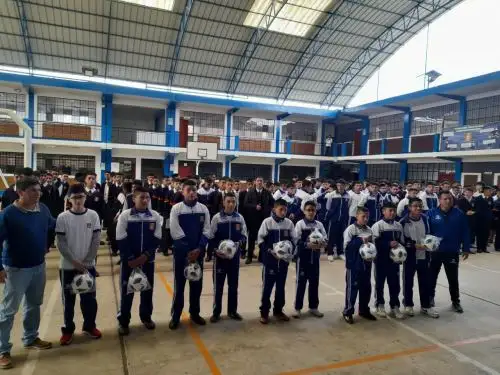 El Fútbol en las escuelas es un programa que emprendió la FIFA y la FPF