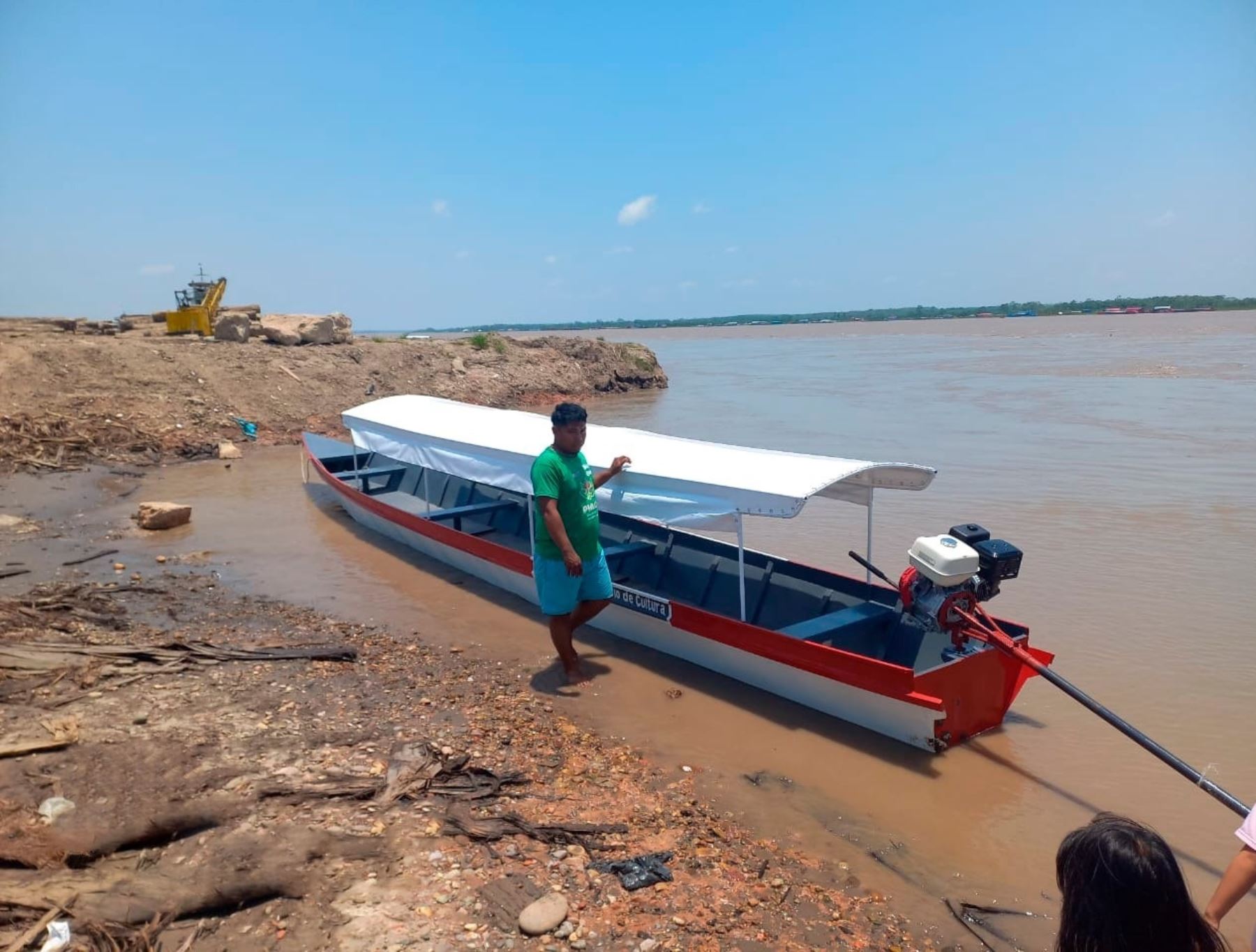 Ministerio de Cultura entrega siete embarcaciones para reforzar el monitoreo y vigilancia de las reservas indígenas ubicadas en Madre de Dios y Ucayali. ANDINA/Difusión