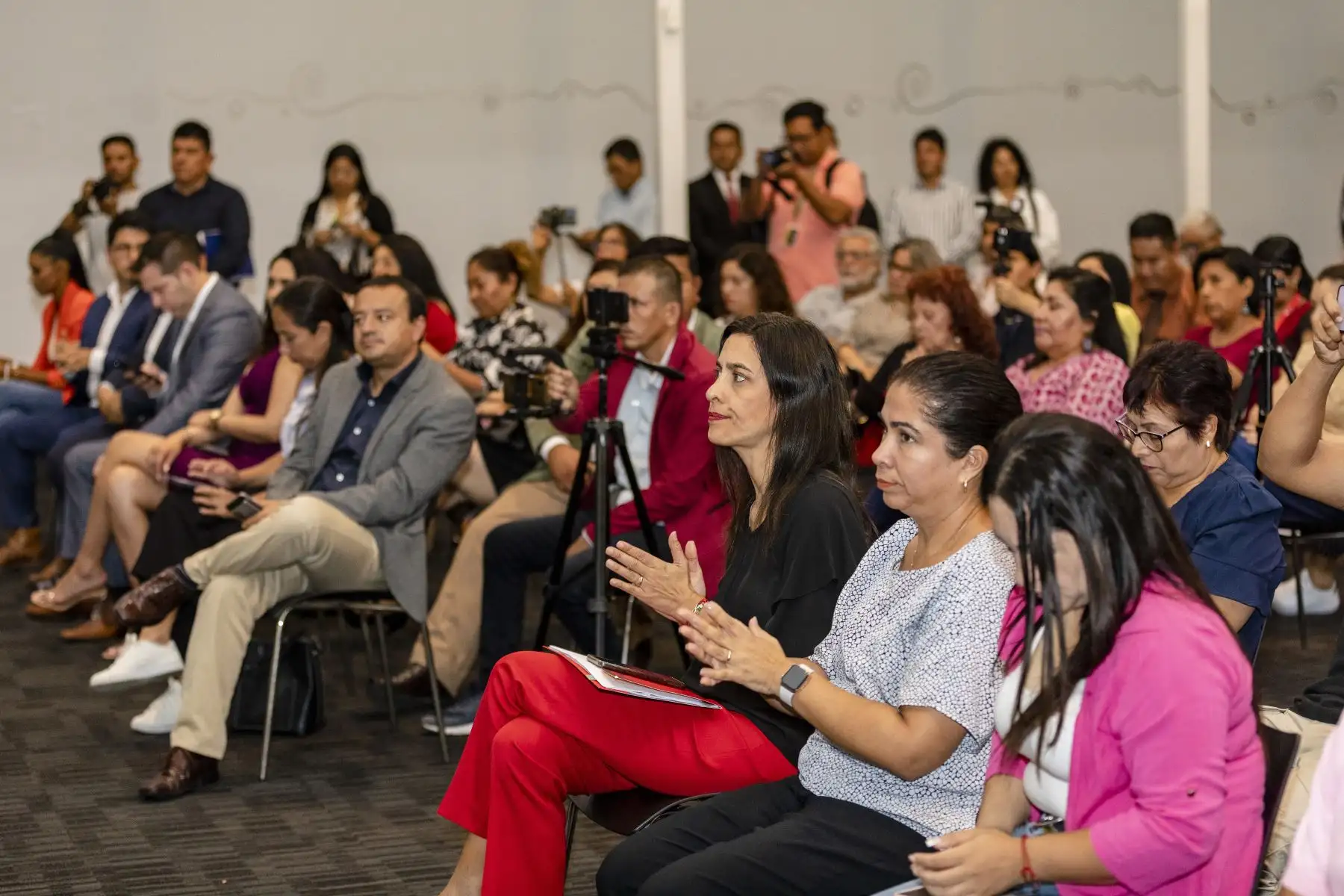 Gobierno Regional de Amazonas y Promperu realizan el lanzamiento de la XXVII Semana Turística de los Chachapoya "Raymi Llaqta 2023”, un evento folklórico donde se busca demostrar las maravillas culturales y los atractivos turísticos en la región de Amazonas.
Foto: PROMPERU