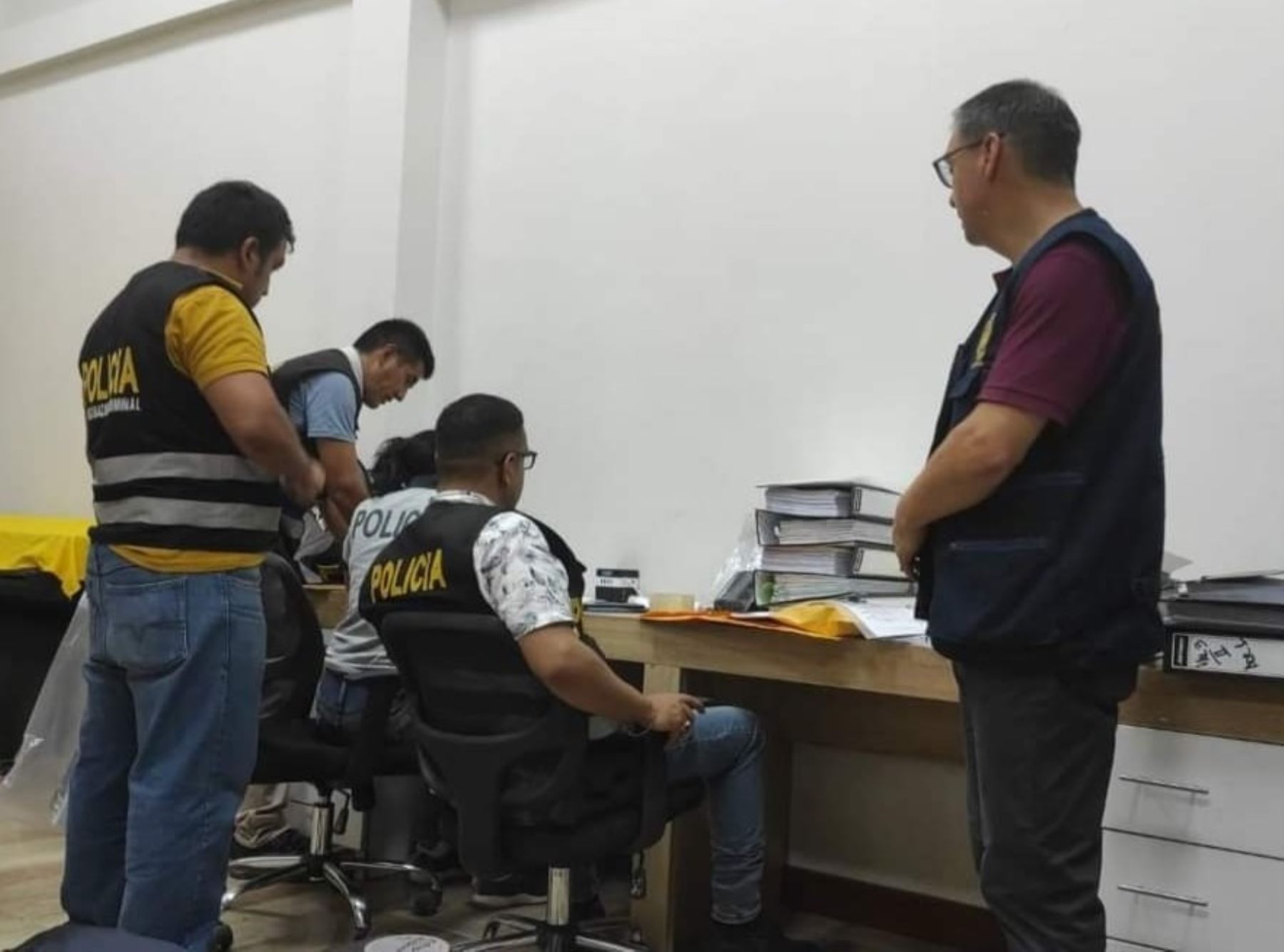 Fiscalía Especializada en Delitos de Corrupción de Funcionarios de Lambayeque detuvo a exalcalde del distrito de Salas, Antony Mesones, acusado por el delito de colusión agravada.