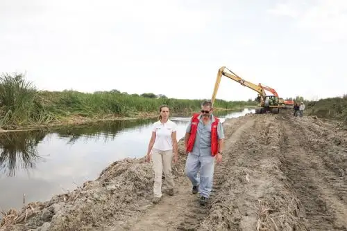 Vivienda ejecutó limpieza y descolmatación de 25 quebradas y drenes en el norte del país