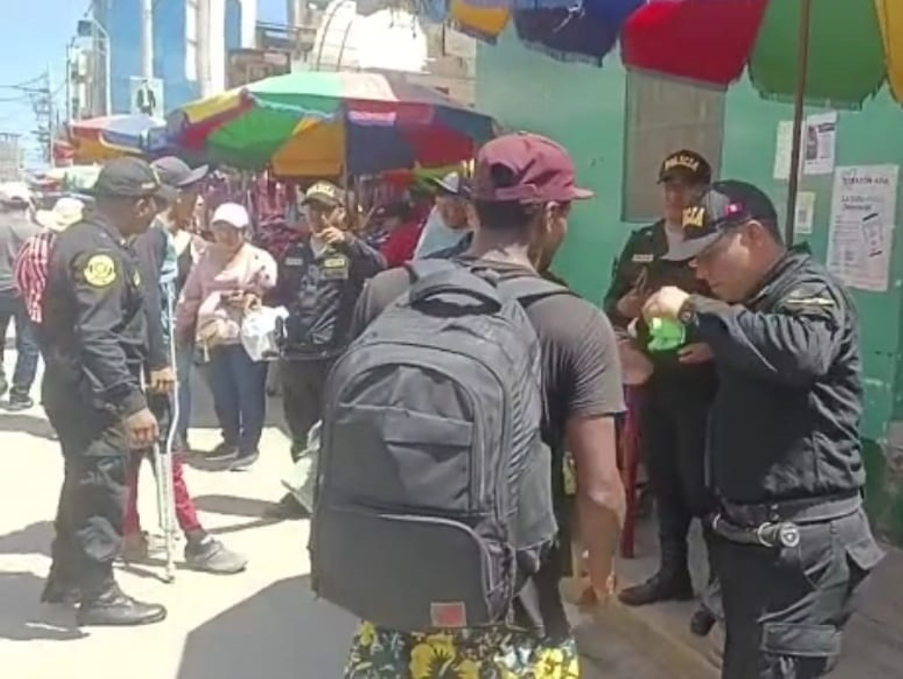 La Policía redobla sus esfuerzos en Tumbes para impedir el ingreso ilegal de migrantes que cruzan la frontera a través de pasos informales. Foto: Milagros Rodríguez