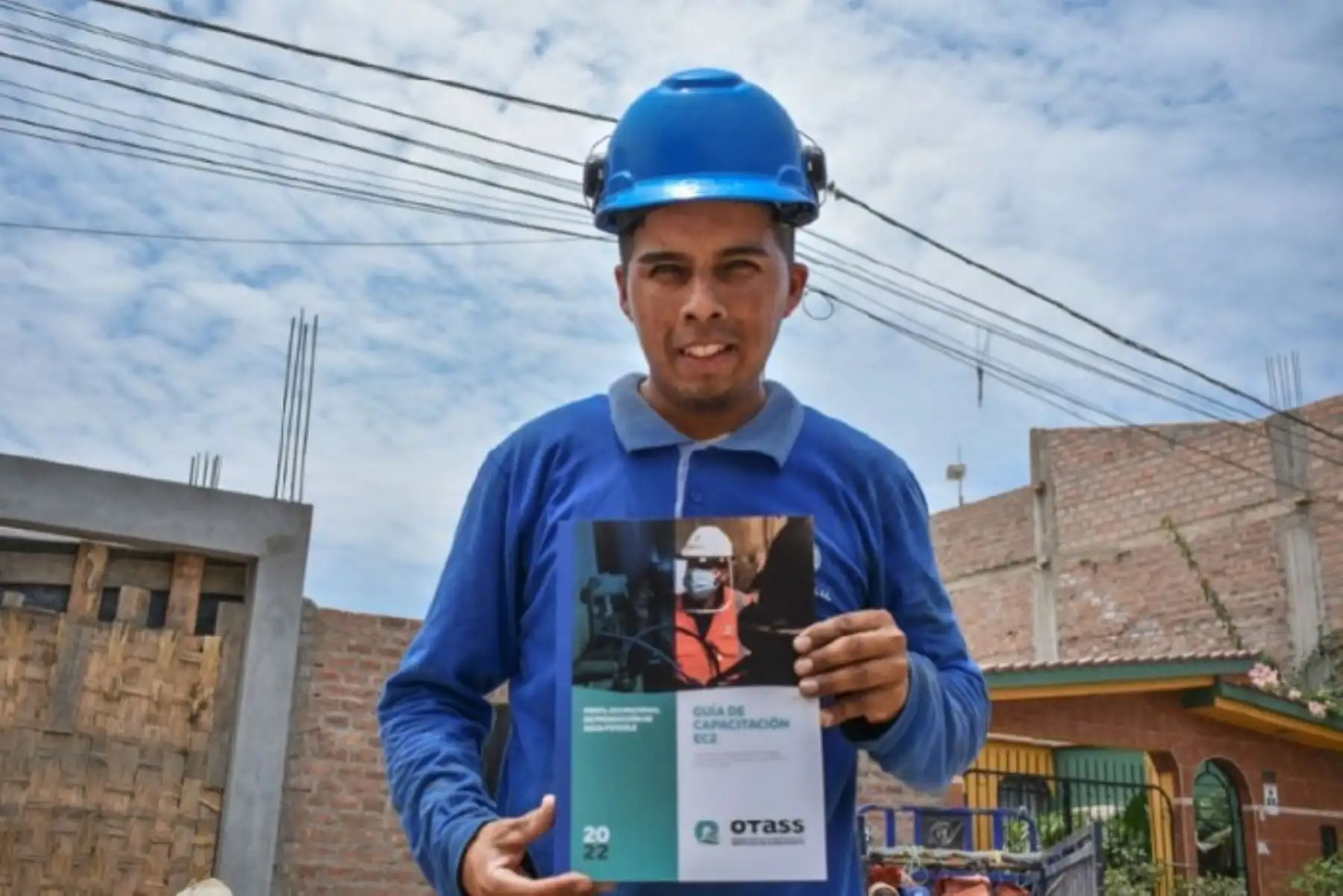 Trabajadores de 50 EPS fortalecen capacidades con guías técnicas publicadas por Otass.