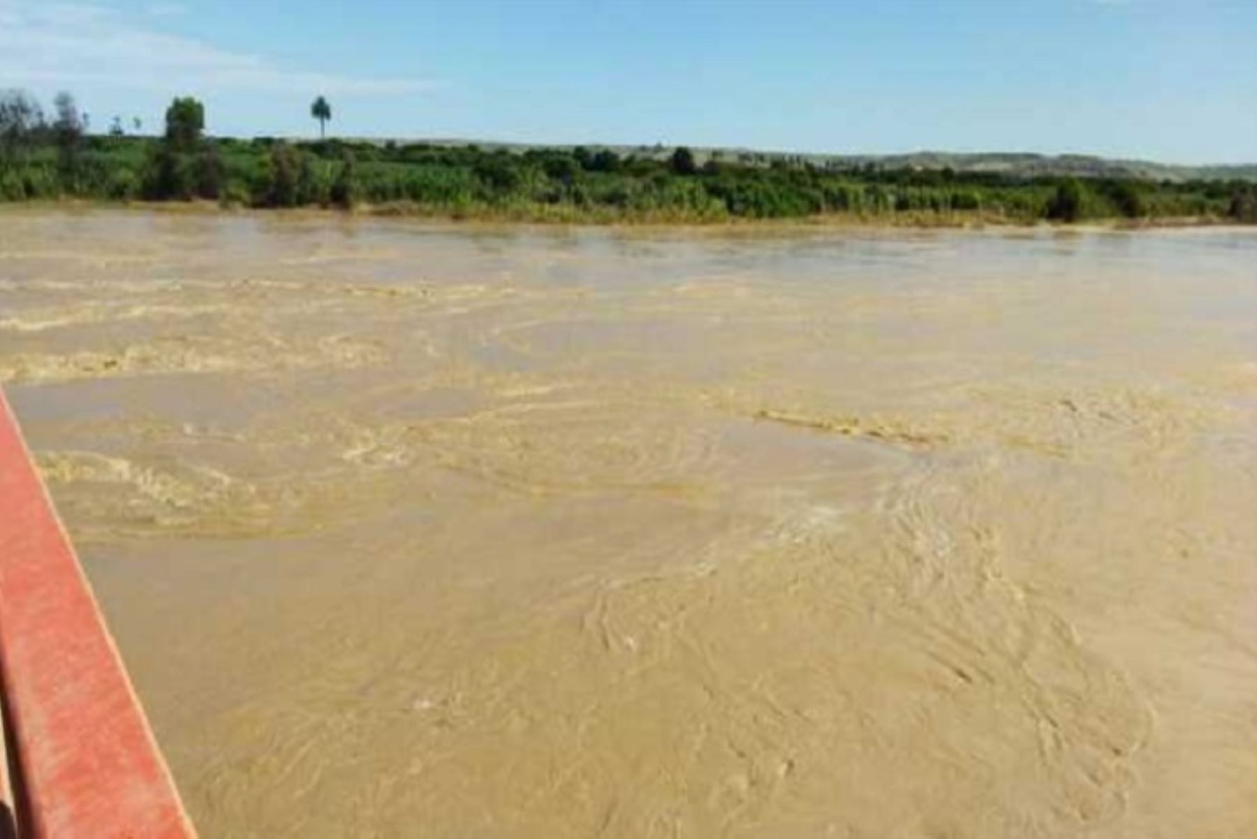 Persisten las precipitaciones pluviales en la zona norte del país, lo que contribuye al incremento de los volúmenes de reservorios.