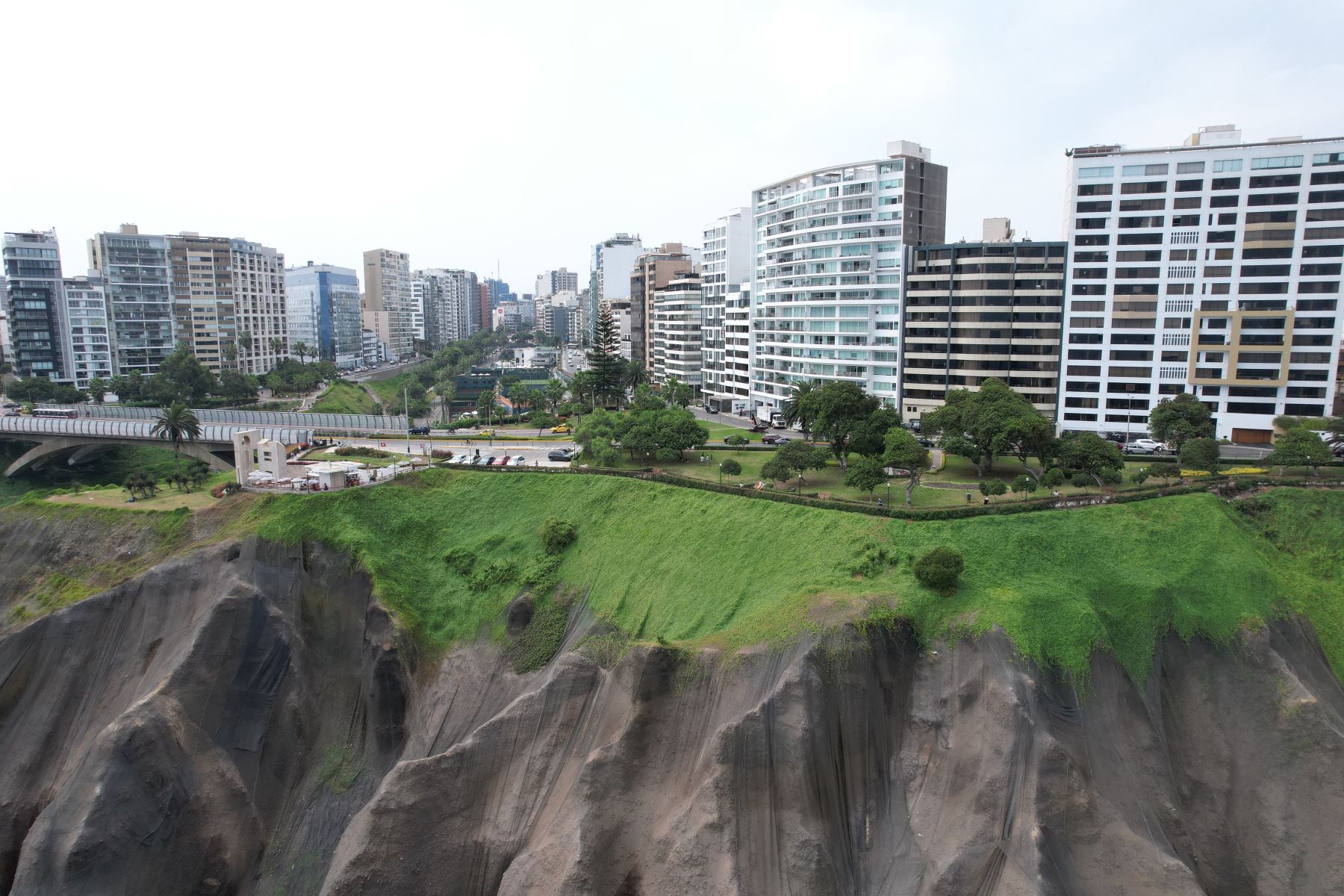 Teleférico conectará el Malecón de Miraflores con el Circuito de Playas de la Costa Verde. Será el primero en Lima Metropolitana y el segundo a nivel nacional. Foto: ANDINA/Difusión