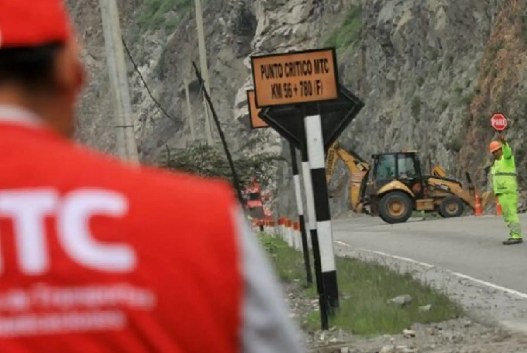 El Ministerio de Transportes y Comunicaciones (MTC) atendió emergencias en las regiones de Tumbes, Piura y Lambayeque, en las redes viales nacionales no concesionadas y concesionadas que fueron afectadas por las lluvias, huaicos y desborden de ríos, desde enero de este año hasta el 28 de abril.