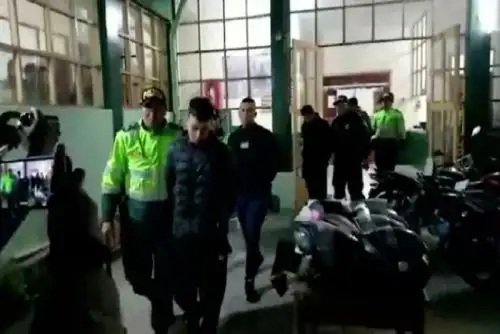 Se les incautaron  S/ 7400 en efectivo, 12 motocicletas lineales y 25 teléfonos móviles.