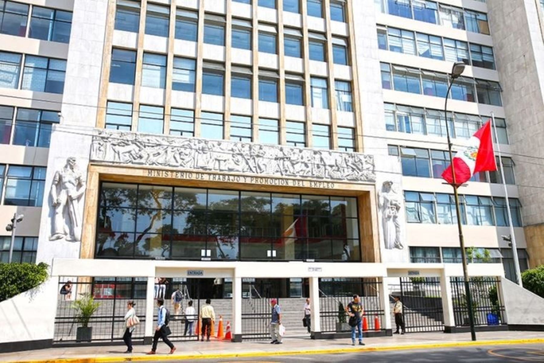 Sede institucional del Ministerio de Trabajo y Promoción del Empleo (MTPE) en la avenida Salaverry, Lima. Foto: Cortesía.