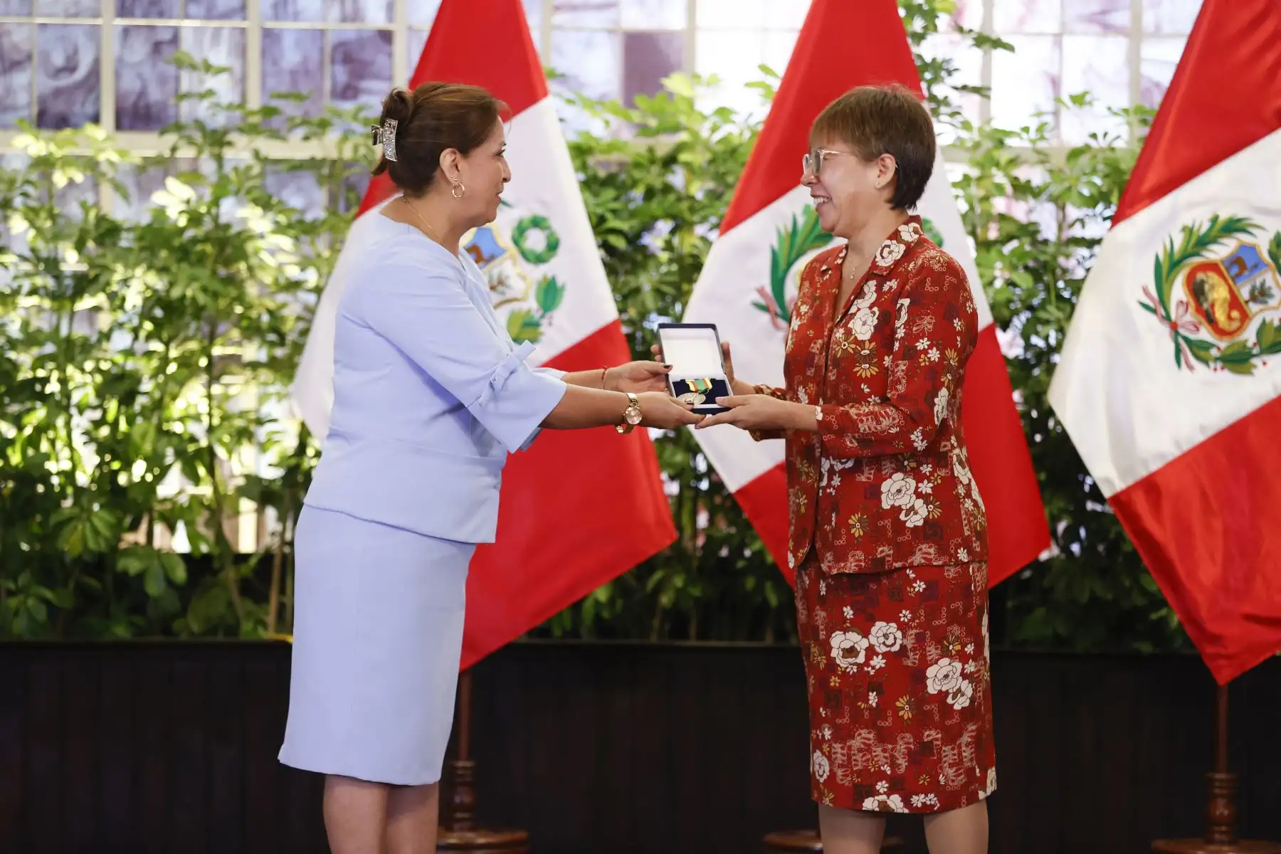 Presidenta de la república, Dina Boluarte, participa en ceremonia de condecoración de la Orden del Trabajo 2023, en el marco del Día Internacional de los Trabajadores. Foto:ANDINA/Prensa Presidencia