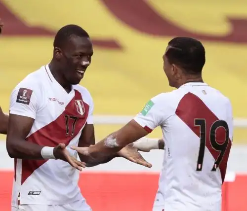 Luis Advíncula brinda todo su apoyo al capitán de Sporting Cristal
