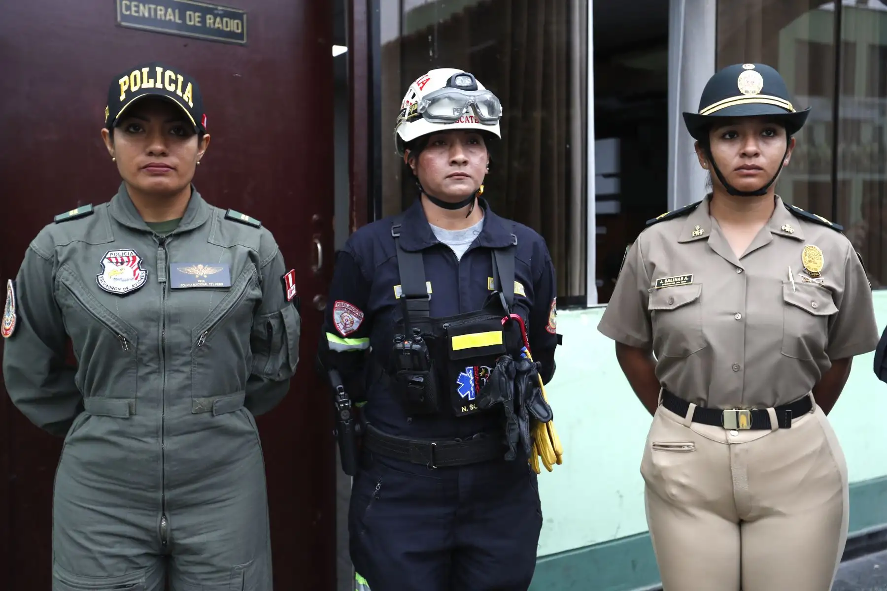 En el Día de la Mujer Policía, representantes de la Aviación Policial y de las unidades de Rescate y Caballería son reconocidas por su importante labor en la sociedad. Foto: ANDINA/Daniel Bracamonte