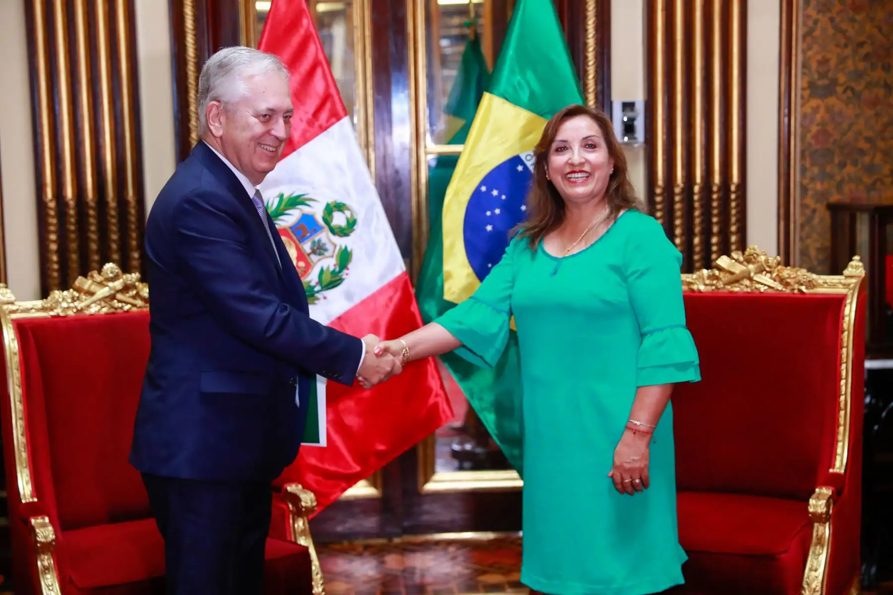 Audiencia de la presidenta Dina Boluarte con el embajador extraordinario de Brasil para el cambio climático, Luis Alberto Figuereido Machado. Foto: ANDINA/ Prensa Presidencia