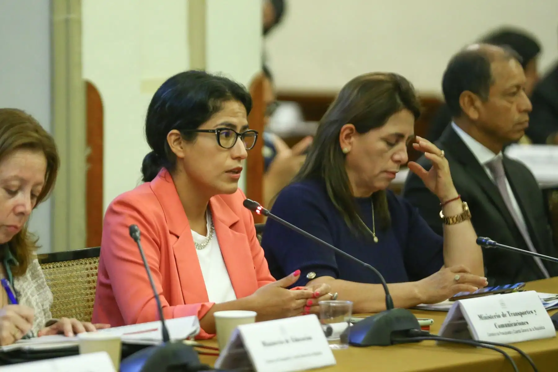 La Comisión de Presupuesto del Congreso de la República recibió el día de hoy a diez ministros de Estado, a fin de que sustenten las modificaciones presupuestales por más de S/ 5,700 millones efectuadas en sus pliegos durante el primer trimestre del 2023.
Foto: ANDINA/Eddy Ramos
