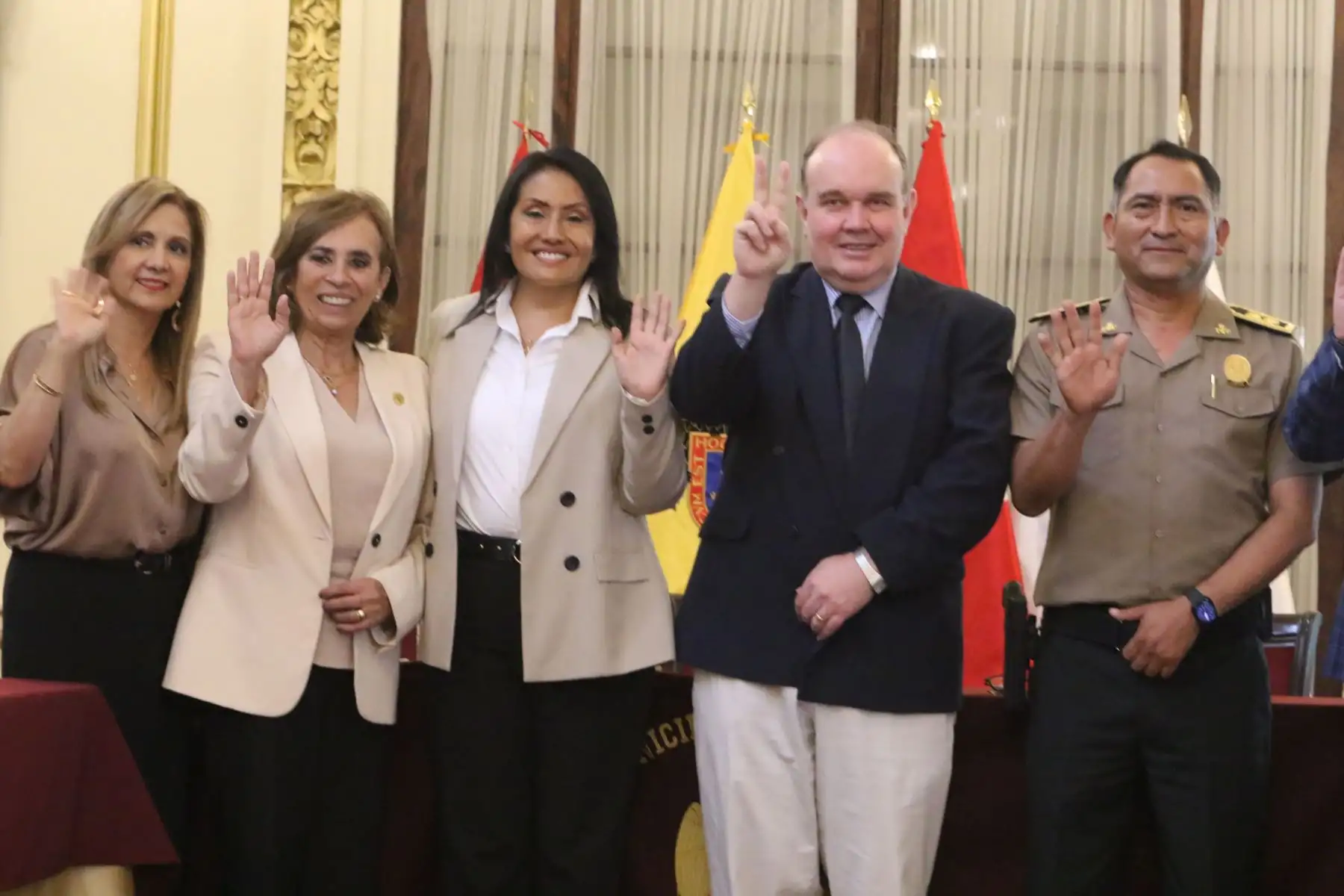 A través de esta iniciativa, se fortalecerá la transitabilidad de los buses en las rutas de los corredores complementarios, priorizando el flujo vehicular a través de acciones de control y fiscalización de la ATU e intervenciones conjuntas con agentes de la Policía Nacional e inspectores y serenos de las municipalidades en los principales paraderos. FOTO:ANDINA/Hector Vinces.