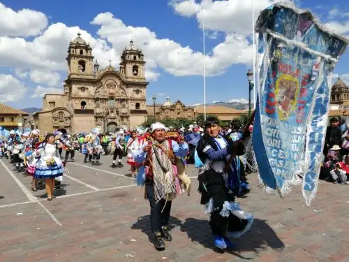Peregrinos del Señor de Qoyllur Riti anuncian festividad en honor de Señor de las Nieves que se celebra en el nevado Colquepunko, en la provincia de Quispicanchi, región Cusco. ANDINA/Percy Hurtado Santillán