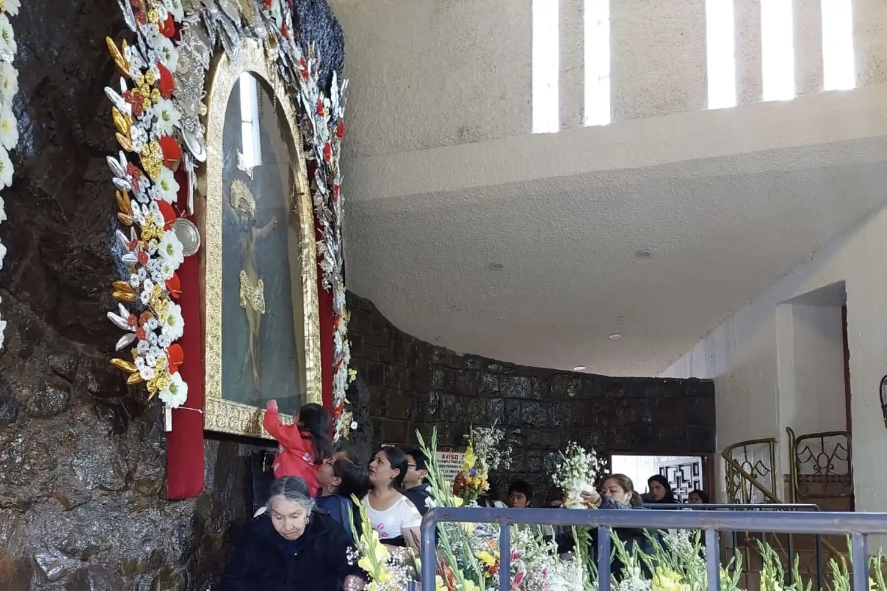Tarma inició el programa de actividades con motivo del día central de la festividad en honor al Señor de Muruhuay y también se recordó los seis años de reconocimiento como Patrimonio Cultural de la Nación a esta manifestación masiva de fe cristiana.
Foto: Cortesía/Pedro Tinoco
