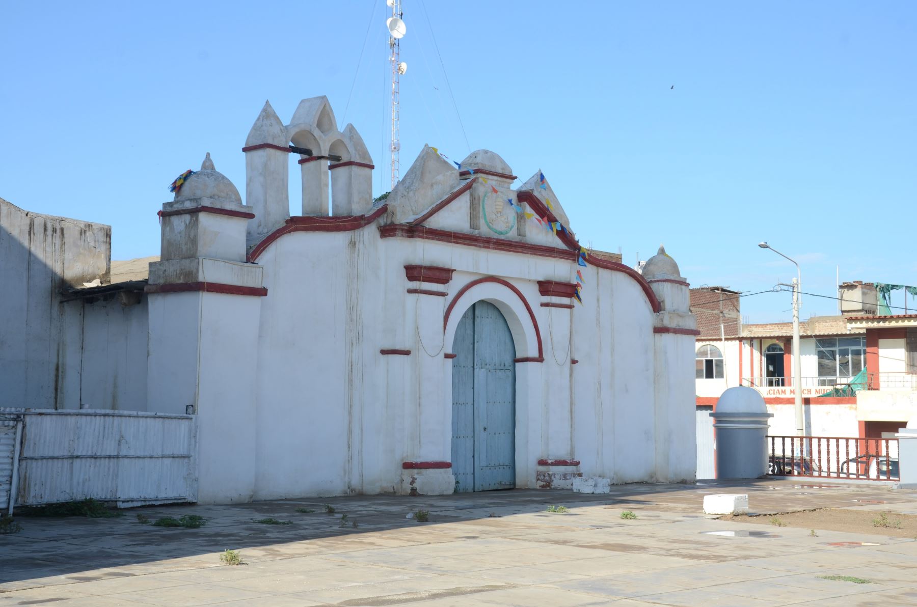 La capilla La Ramada del distrito de Mórrope, en la región Lambayeque, fue construida en 1533 por los españoles. Foto: Proyecto Especial Naylamp