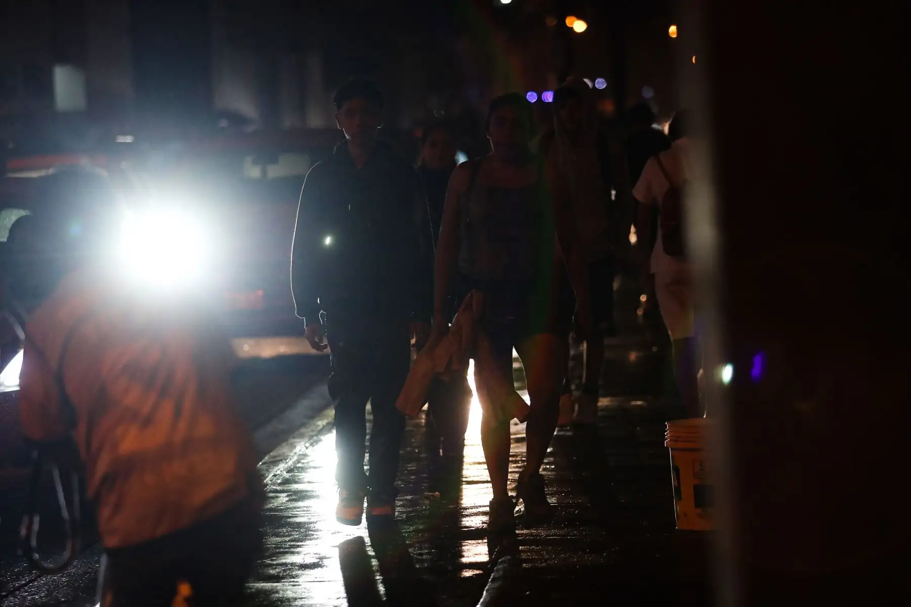 Inusual garúa cae por segundo día en la ciudad de Lima, en una época donde los ciudadanos estaban acostumbrados a las fuertes olas de calor Foto: ANDINA/Ricardo Cuba