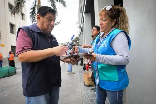 Reubicación: comerciantes ambulantes de Mesa Redonda y Mercado Central tienen hasta el 5 de mayo para inscribirse. Foto: ANDINA/Difusión.