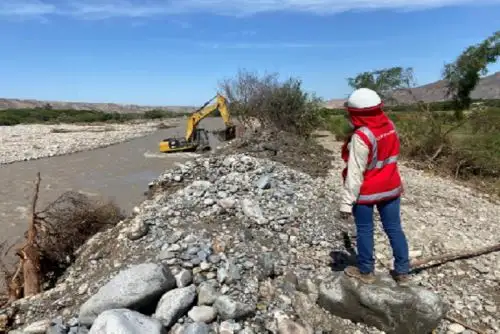Contraloría identificó riesgos en la obra de descolmatación, limpieza y conformación de diques en el río del sector Punta de la Isla, en el distrito de Río Grande,