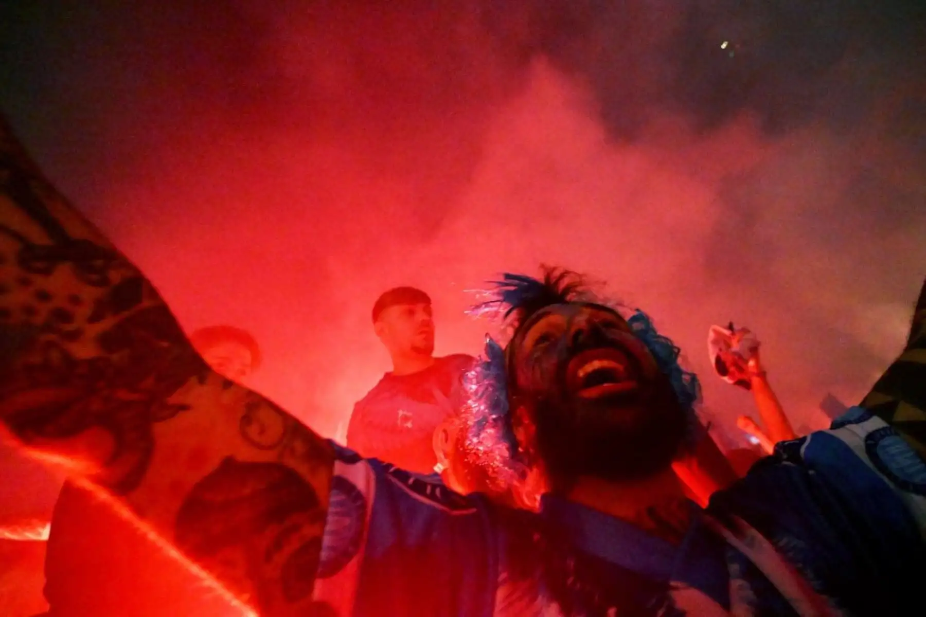 Napoli puso fin a una espera de 33 años para ganar la Serie A de Italia el 4 de mayo después de que un empate 1-1 en Udinese aseguró su tercer título de liga y emuló a los grandes equipos dirigidos por Diego Maradona. Foto: AFP