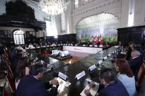 Consejo de Estado Regional continúa segundo día de sesiones en Palacio.