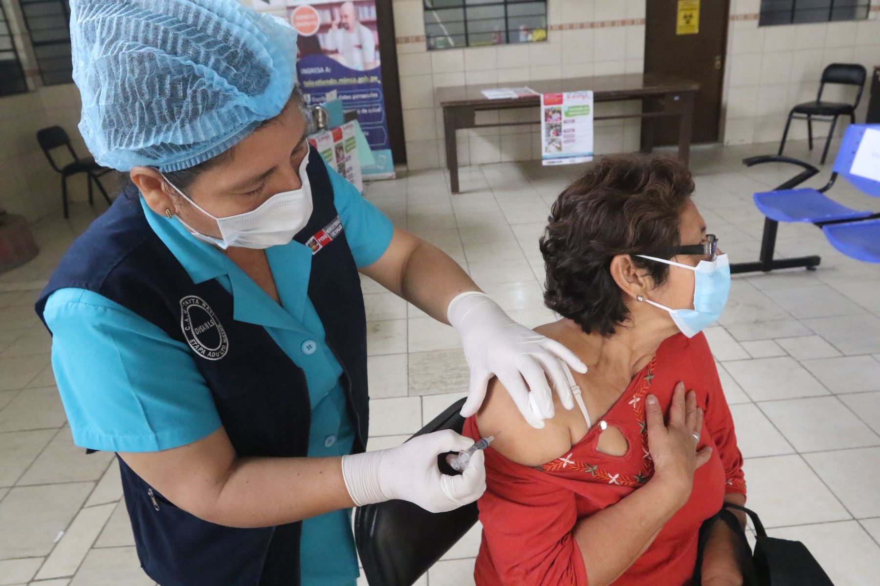 El Ministerio de Salud (Minsa) inició la vacunación contra la influenza para niños menores de 5 años, gestantes, mayores de 60 años, personas con alguna comorbilidad y personal de salud. Foto:ANDINA/Hector Vinces.