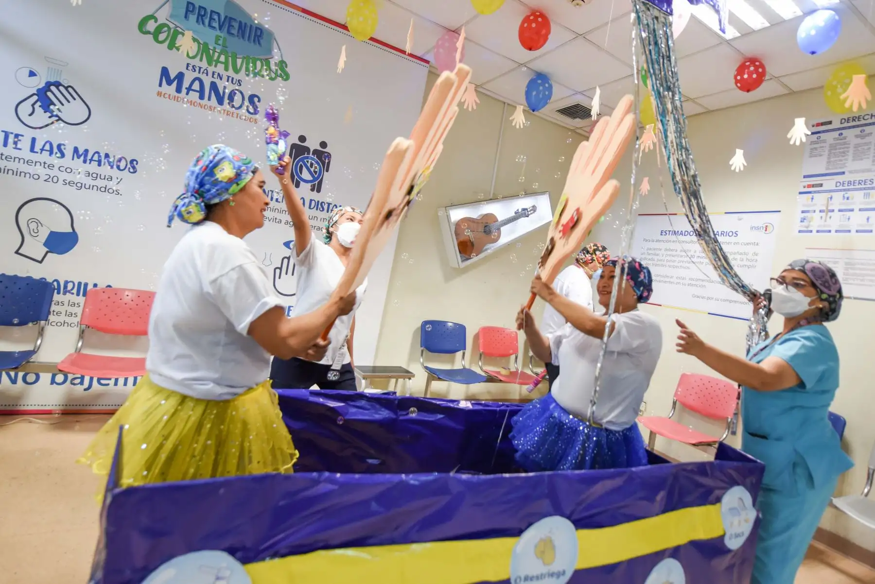 Al conmemorarse el 5 de mayo el “Día Internacional de la Higiene de Manos”  y a pesar de que la Organización Mundial de la Salud OMS puso fin a la emergencia internacional por la pandemia de covid-19 ante la reducción de casos graves y decesos en el mundo, el Instituto Nacional de Salud del Niño San Borja, recordó y resaltó la importancia de la higiene de las manos, una práctica sencilla y fácil de realizar para evitar los contagios del nuevo coronavirus y de otras enfermedades como la influenza, gripe avia