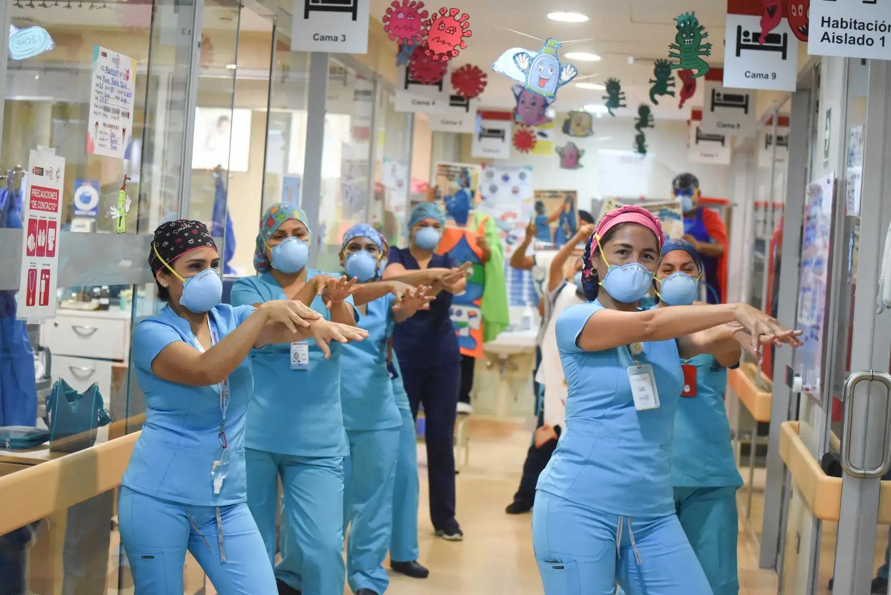Al conmemorarse el 5 de mayo el “Día Internacional de la Higiene de Manos”  y a pesar de que la Organización Mundial de la Salud OMS puso fin a la emergencia internacional por la pandemia de covid-19 ante la reducción de casos graves y decesos en el mundo, el Instituto Nacional de Salud del Niño San Borja, recordó y resaltó la importancia de la higiene de las manos, una práctica sencilla y fácil de realizar para evitar los contagios del nuevo coronavirus y de otras enfermedades como la influenza, gripe avia