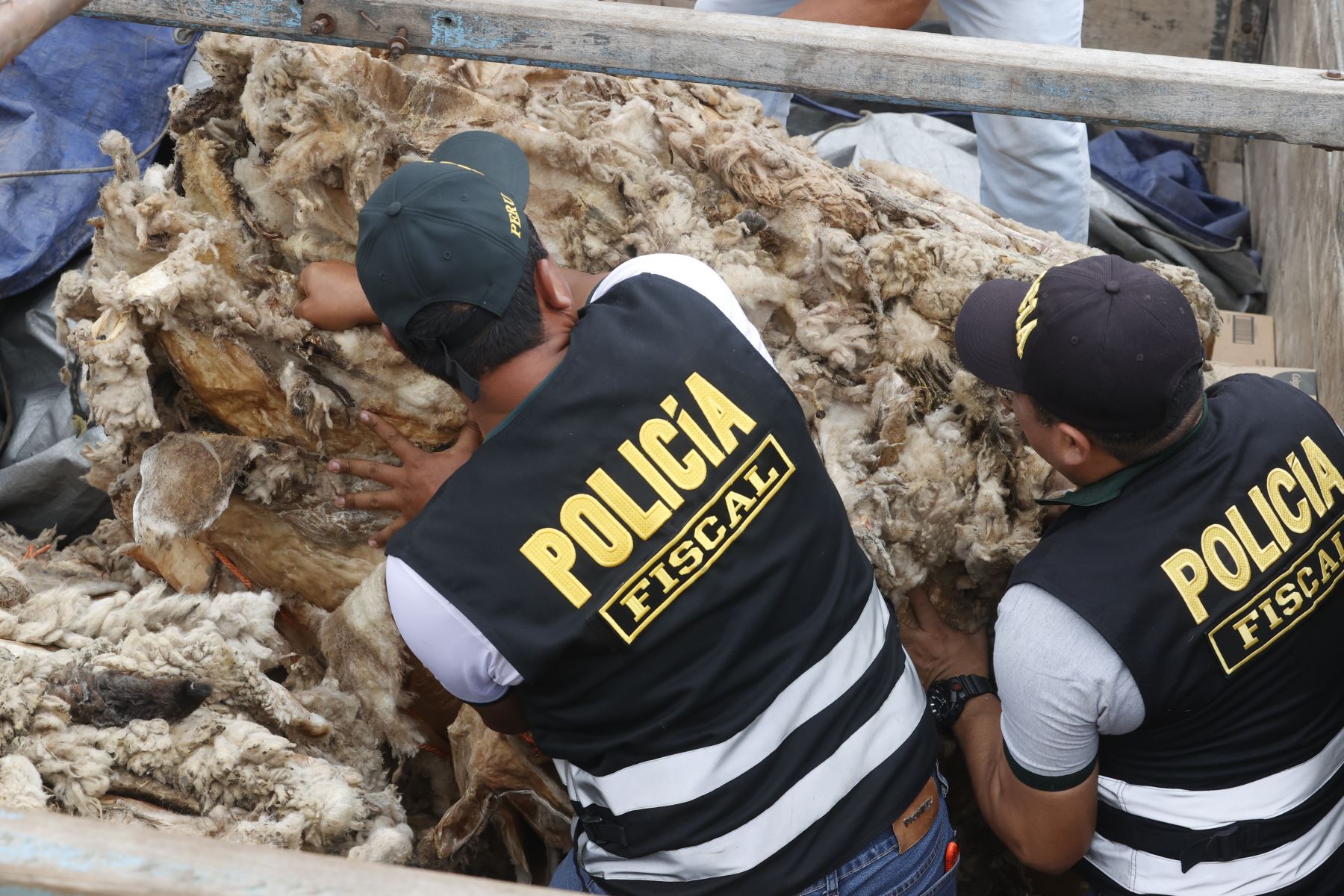 Comando Regional de Lucha Contra Delitos Aduaneros y Piratería de San Martín incautó más de US$ 100,000 en mercadería de contrabando en los primeros seis meses de 2023. ANDINA/Vidal Tarqui