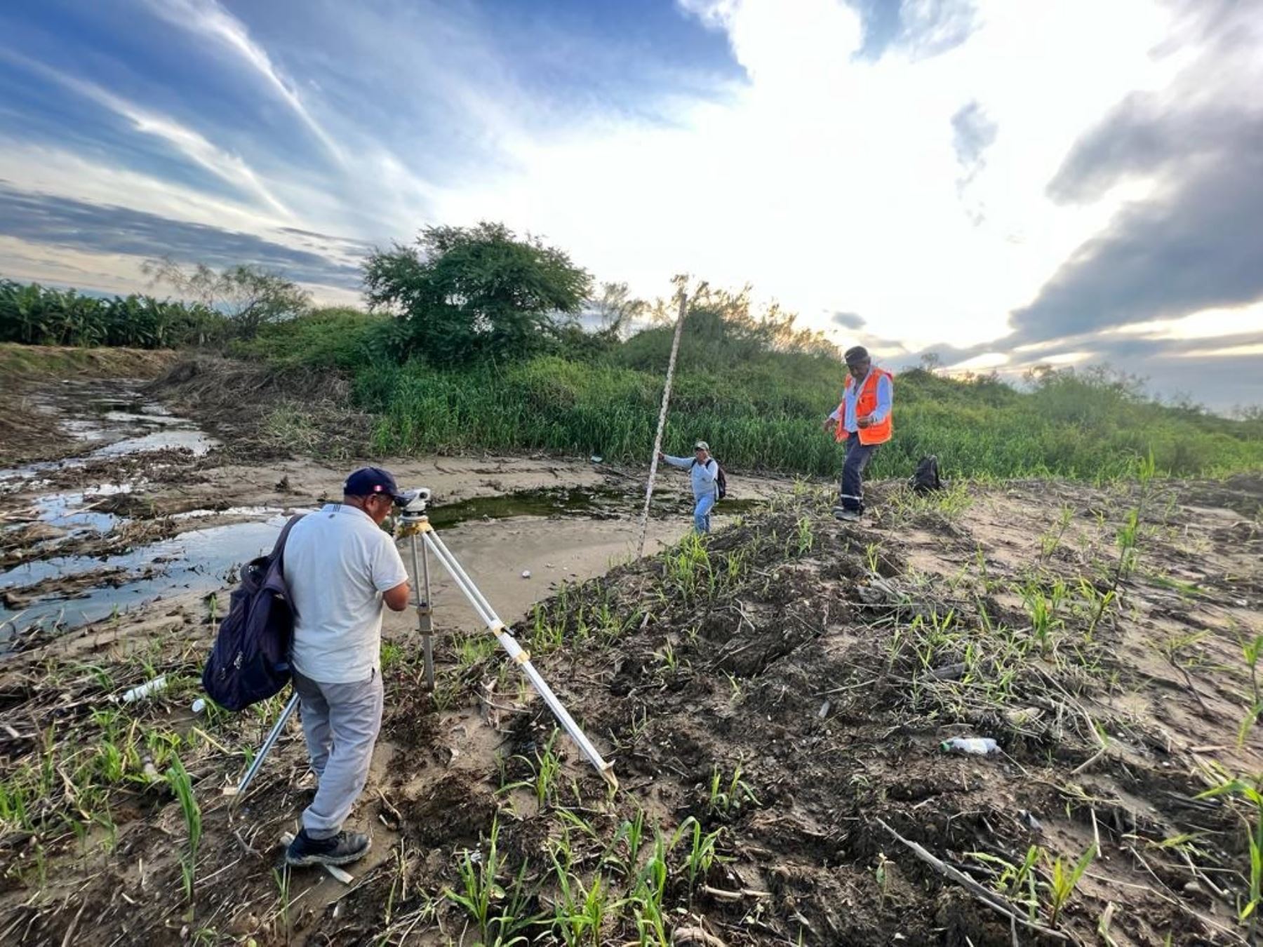Técnicos del Proyecto Especial Puyango Tumbes realizan levantamiento de información en zonas agrícolas de Tumbes para mitigar el impacto de las lluvias en la región. ANDINA/Difusión