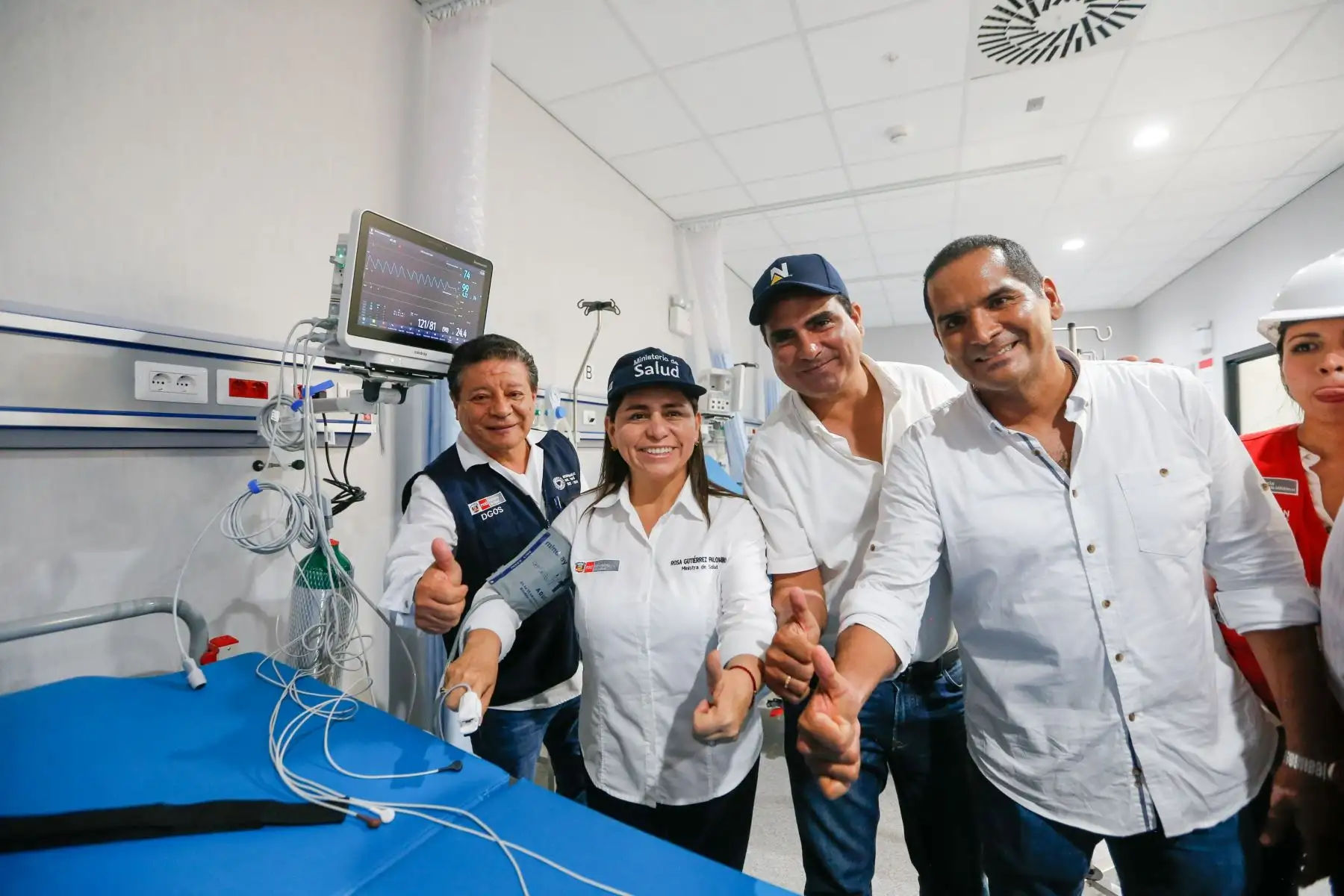 La ministra Rosa Gutiérrez se comprometió a trabajar con las autoridades regionales en el cierre de brechas en salud. Foto: Minsa