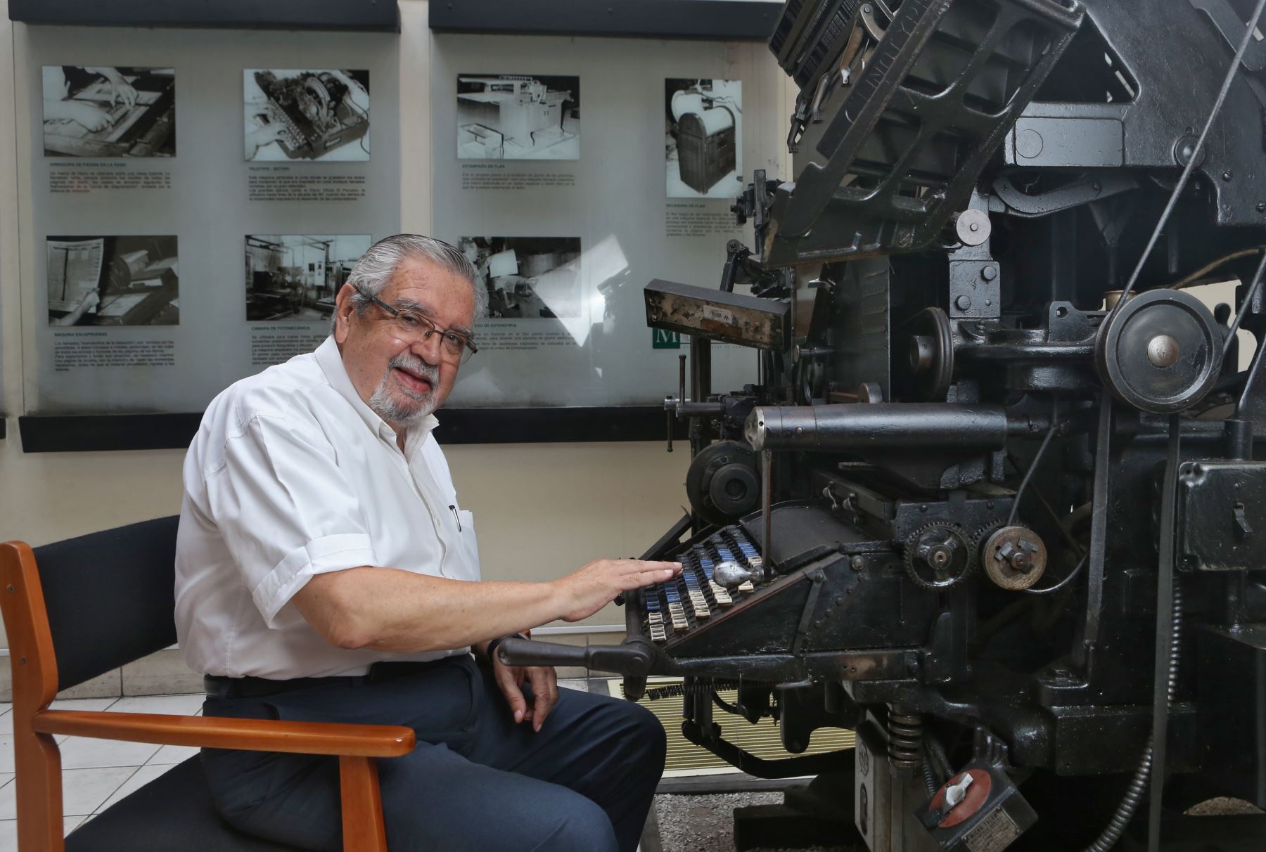 Investigador y periodista Juan Luis Gargurevich Regal.