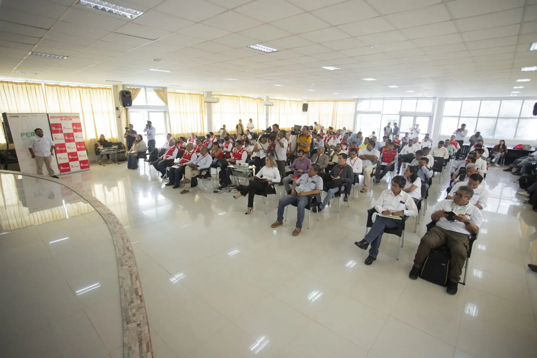 "Visita de trabajo de la ministra de Desarrollo Agrario y Riego, Nelly Paredes, a la región Tumbes, para atender la emergencia y supervisar acciones de prevención ante las fuertes lluvias.
Foto: ANDINA/Difusión