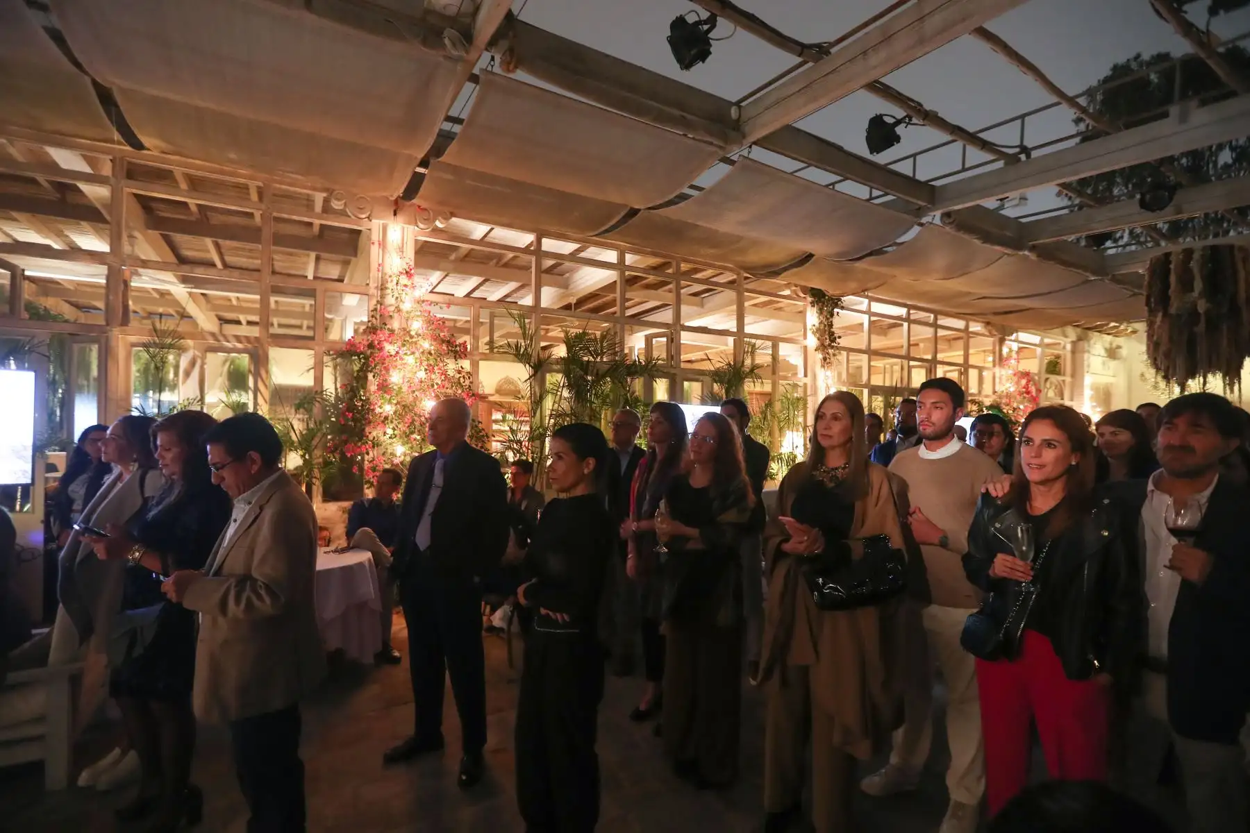 Este nuevo universo cultural da como resultado prendas con motivos étnicos provenientes de la cultura precolombina y los fusiona con cortes clásicos europeos, asimétricos y vanguardistas.  
Foto: ANDINA/Ricardo Cuba