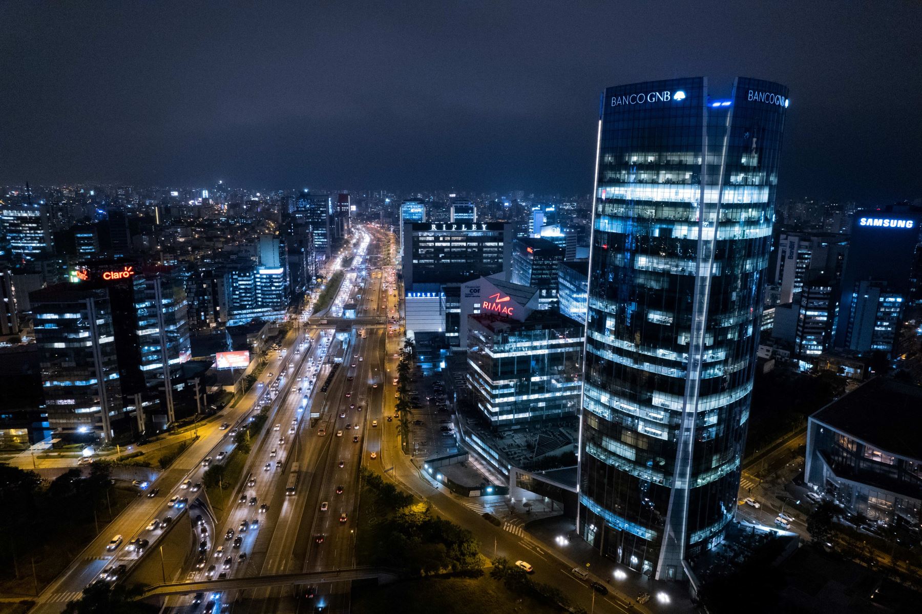 Vista del centro financiero de Lima. ANDINA/Daniel Bracamonte