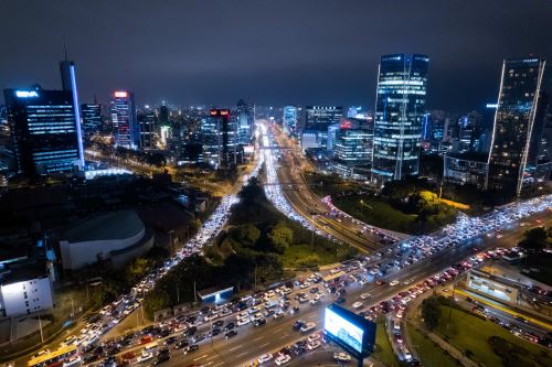 El Perú presenta un bajo riesgo país en el mercado financiero internacional. ANDINA/Daniel Bracamonte