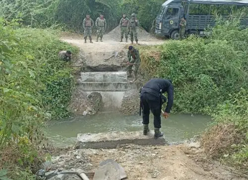 El operativo conjunto de las fuerzas del orden de Perú y Ecuador se realizó a lo largo del Canal Internacional. Los pasos informales eran aprovechados por migrantes ilegales y por contrabandistas. Foto: Milagros Rodríguez