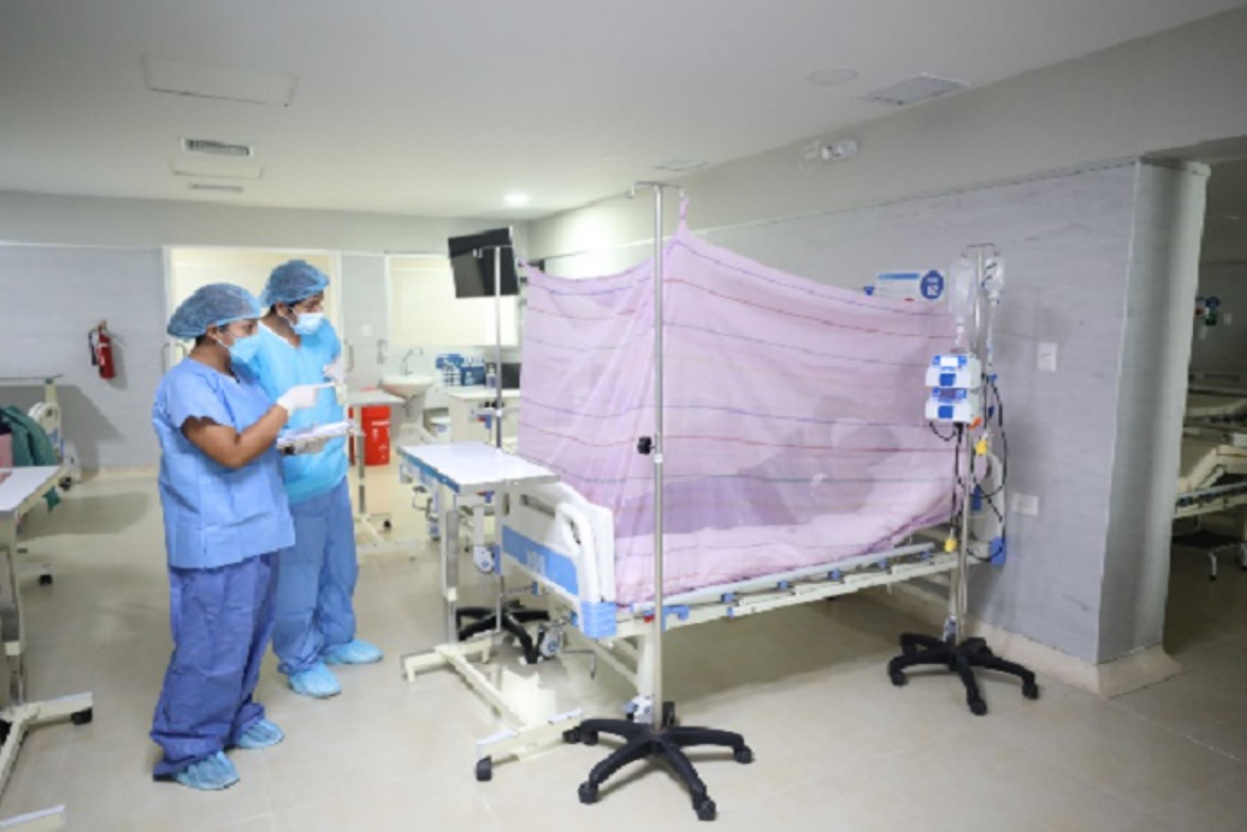 Unidades de vigilancia cuentan con camas, medicamentos y equipos multidisciplinarios de salud entrenados y capacitados para el abordaje del dengue.